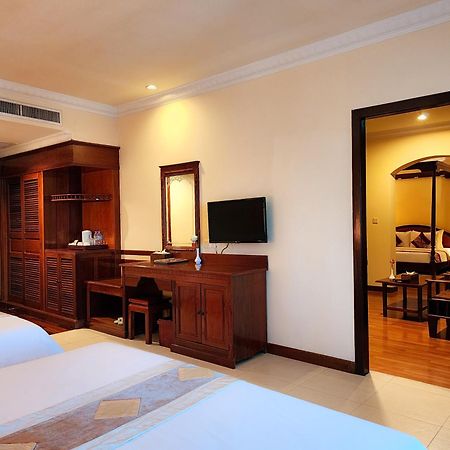 Angkor Holiday Hotel Siem Reap Ngoại thất bức ảnh