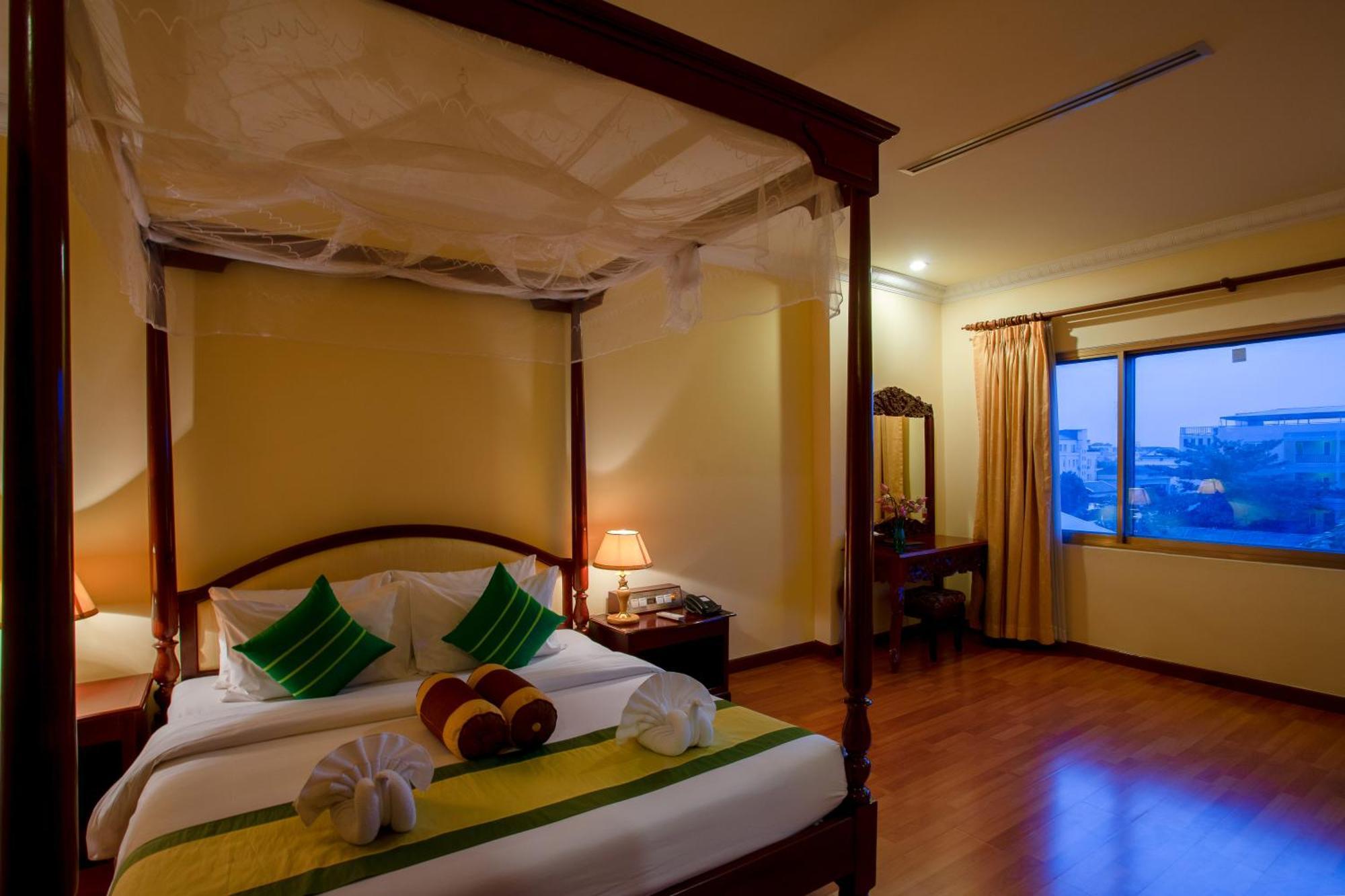 Angkor Holiday Hotel Siem Reap Ngoại thất bức ảnh